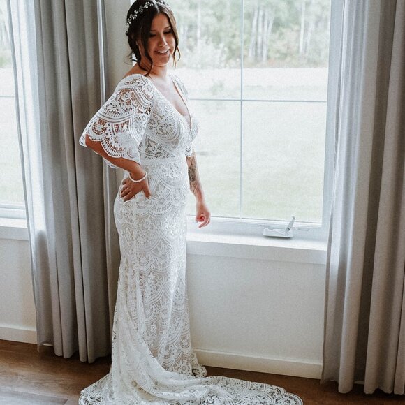 Anthropologie Rish Haleh Flutter Sleeve Lace Wedding Gown Size 6 NEW - Picture 6 of 12